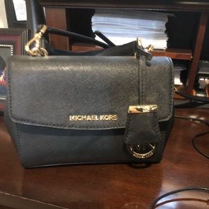 Mk purse